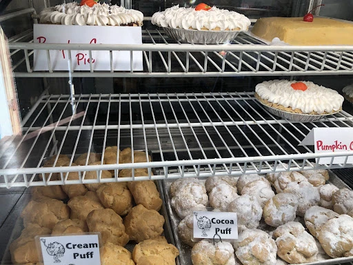 Komoda Store and Bakery photo 1