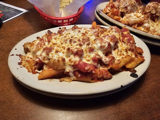 Gina's Italian Kitchen & Tavern